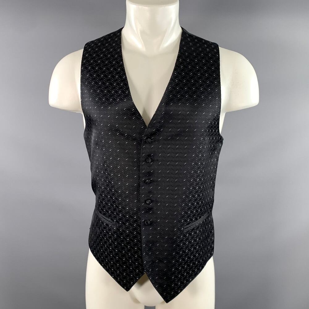 NEIMAN MARCUS Size M Black Jacquard Silk Buttoned Vest